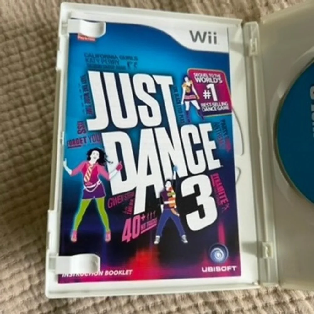 Just Dance 3 Nintendo Wii CIB Untested Complete Ubisoft Rhythm Game